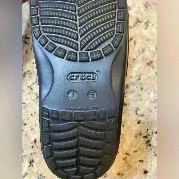 Croc Slides NWOT - Picture 4 of 4